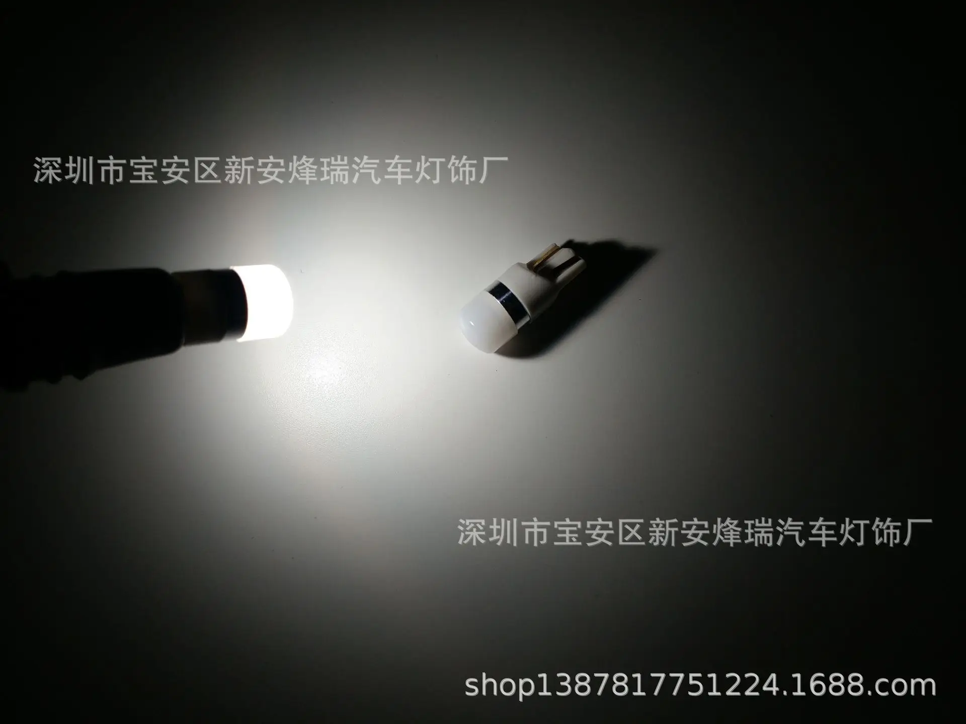 Стиль T10 объектив 5 Вт 3030 1SMD светодиодная подсветка декодирование T10 Ширина дверная лампа номерной знак свет