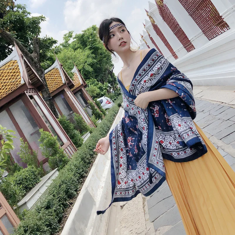 8840881971_590449100