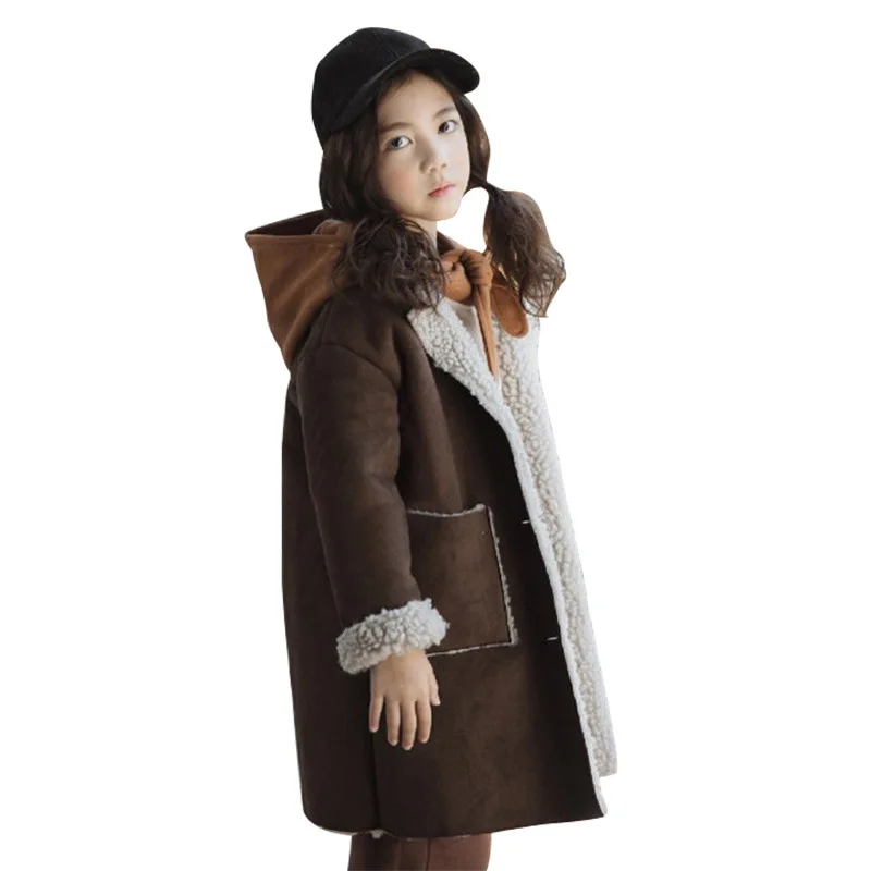 Пальто для девочек длинное зимнее пальто в Корейском стиле для девочек плотная теплая Вельветовая куртка детская одежда модное утепленное пальто