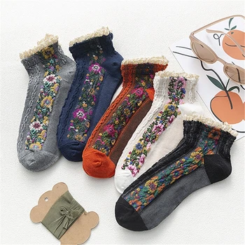 

2020 new Vintage Sexy Floral Women Socks new style spring Summer Lace Ruffle Soft Pleats Elastic Short Ankle Socks 1 Pair