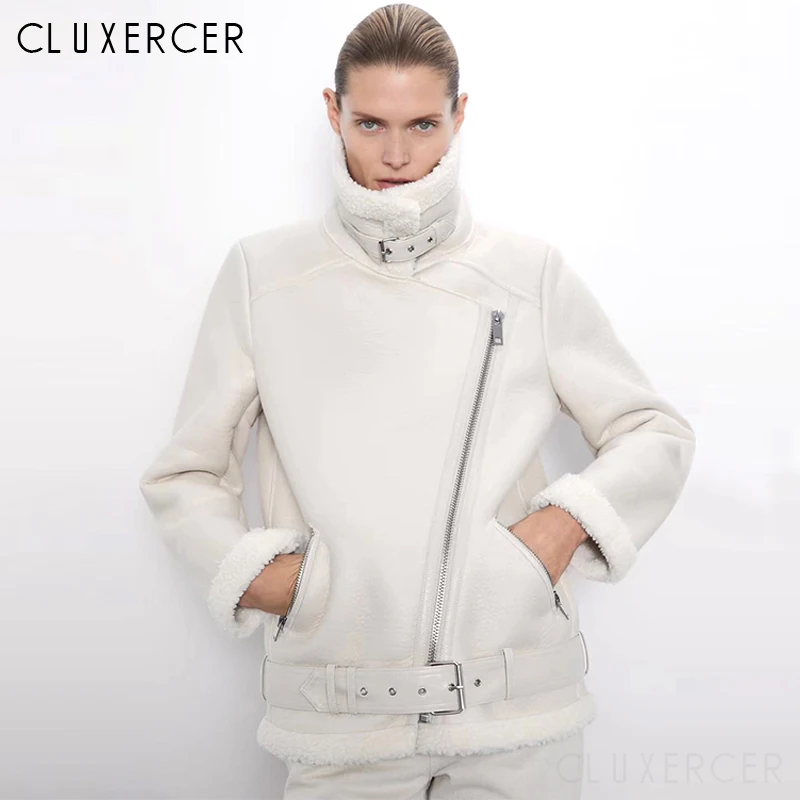 Осенне-зимняя теплая куртка из искусственной кожи с поясом женское однотонное