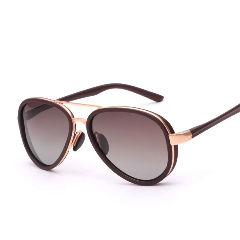New Fashion Men's and Women's Polarized Sunglasses Gradient Polarizer True Color Film