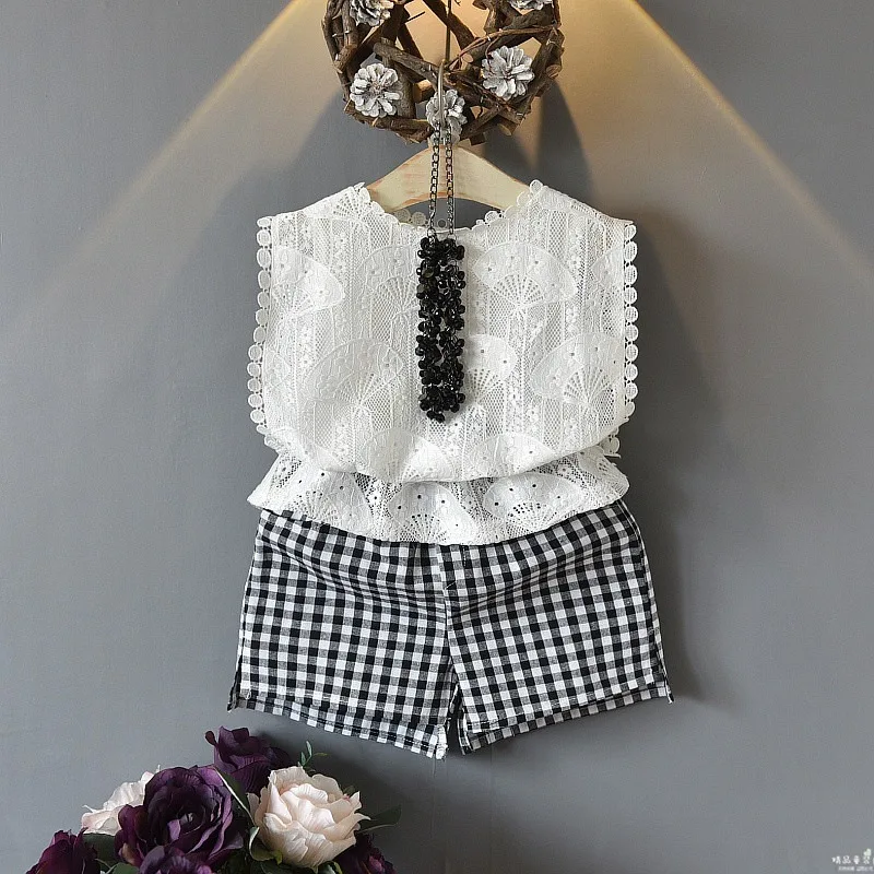 

Girls Clothes Sets Summer Lace Children Sleeveless Vest Tops + Plaid Shorts 2PCS Kids Suit Fashion 3-8T Children Clothes