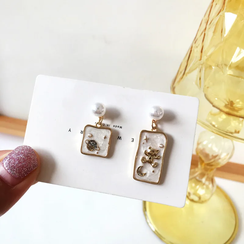 Japanese Cute Cartton Animal  White Rabbit Bear Clip on Earrings Pink Sakura Cat Clip Earrings Without Piercing for Women Girls 