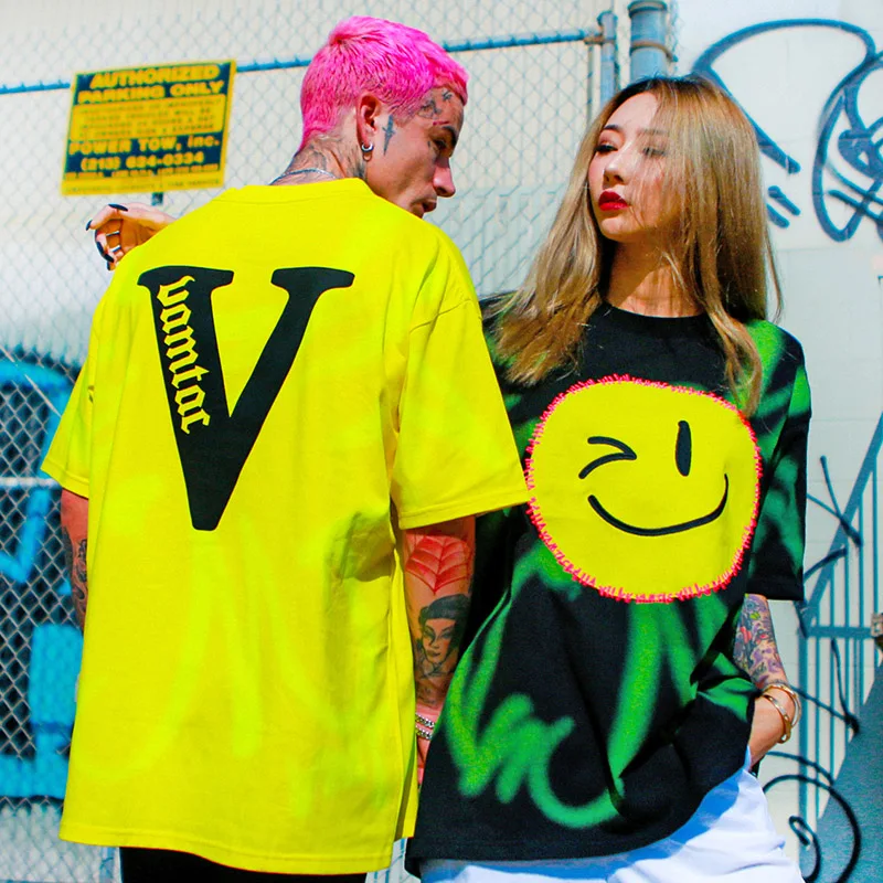 T Shirt Streetwear Men Smile Face Print Hip Hop T-Shirt Oversize Harajuku Tshirt Short Sleeve Cotton Yellow Tops Tees Loose