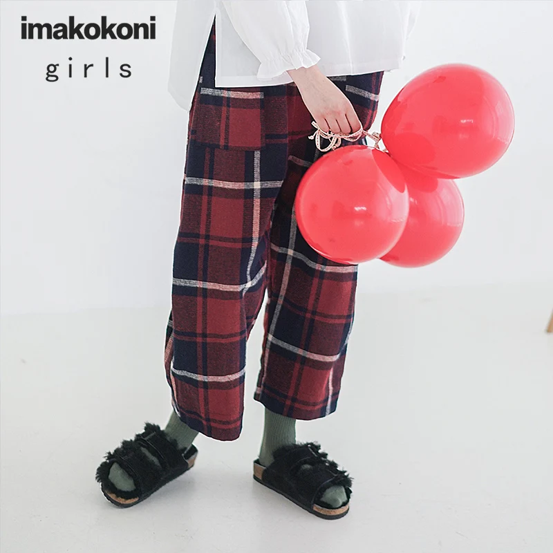 

Imakokoni red checked straight pants original design Japanese loose nine points casual pants autumn new 192769