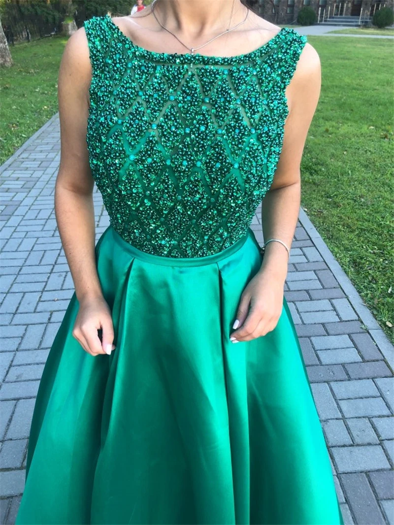 

Luxury Green Dubai Evening Dresses 2024 Long Beaded Satin A-Line Prom Dress Formal Party Gowns Robe de Soiree