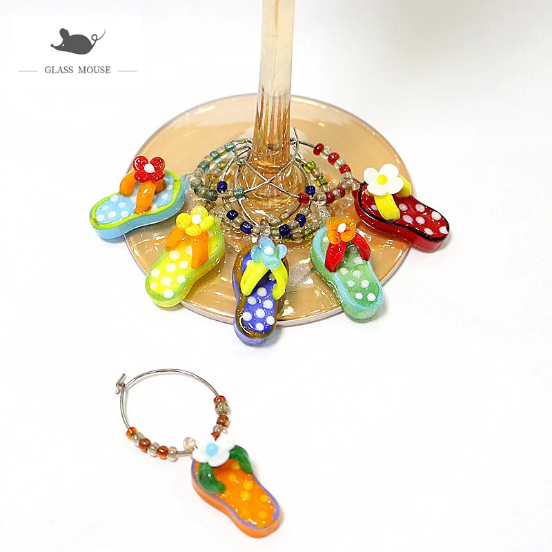 

Colorful Mini Xmas Slippers Pendants Metal Ring Decor Christmas Wine Glass Drink Charms Markers Party Cup Ring Table Decoration