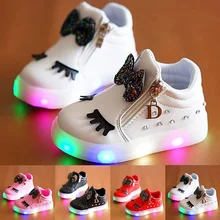 Zapatos luminosos para niños y niñas, zapatillas deportivas para correr, con luces intermitentes, a la moda, con LED