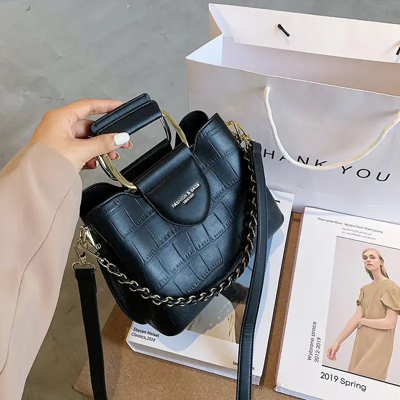 ファンタジー女性秋ほとんど人気石ワニバケットバッグ4色のショルダーバッグクロスボディバッグの女性高品質 Aliexpress