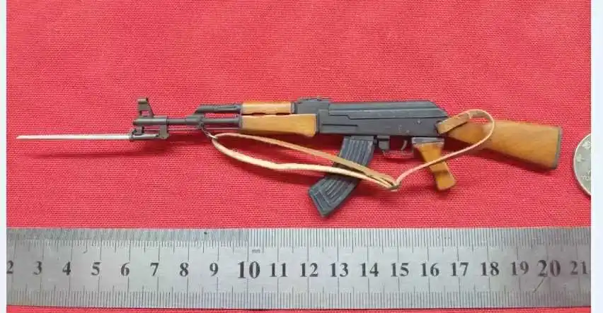 1: 6 металлический разборный станок из массива дерева AK47|Игровые фигурки и