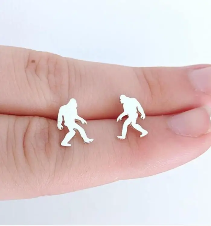 Снежный серьги. Bigfoot, Yeti, криптид, фольклор, ювелирные изделия. Подарок для nerd, geek, scienic, friend, bff. Подарок на день рождения