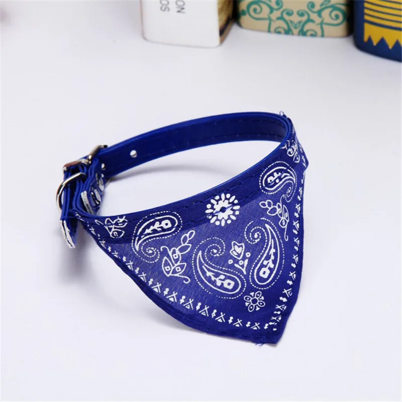1piece Cute Adjustable Small Dog Collars Puppy Pet Slobber Towel Outdoor Cat Collar Print Scarf Design Dog Collar Neckerchief