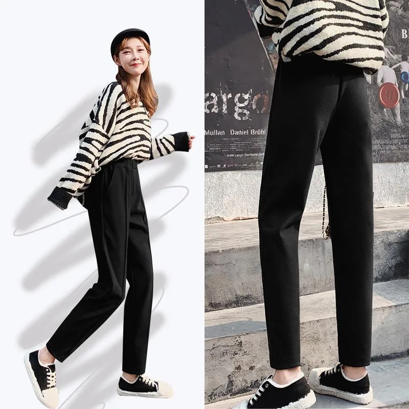 Утолщенные женские брюки-карандаш