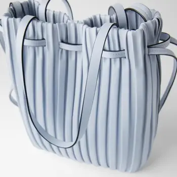 

FR3 New female bag blue small pleated beam mouth female handbag shoulder messenger bag