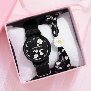 Reloj de pulsera con margaritas pequeñas para mujer, pulsera con correa de nailon a la moda, reloj de cuarzo sencillo para pareja de novias salvajes, regalo de cumpleaños para mujer