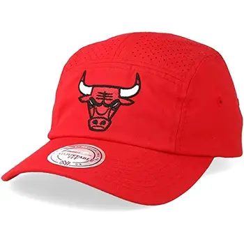 

Mitchell & Ness Chicago Bulls Perforated Faded Camper Red Adjustable