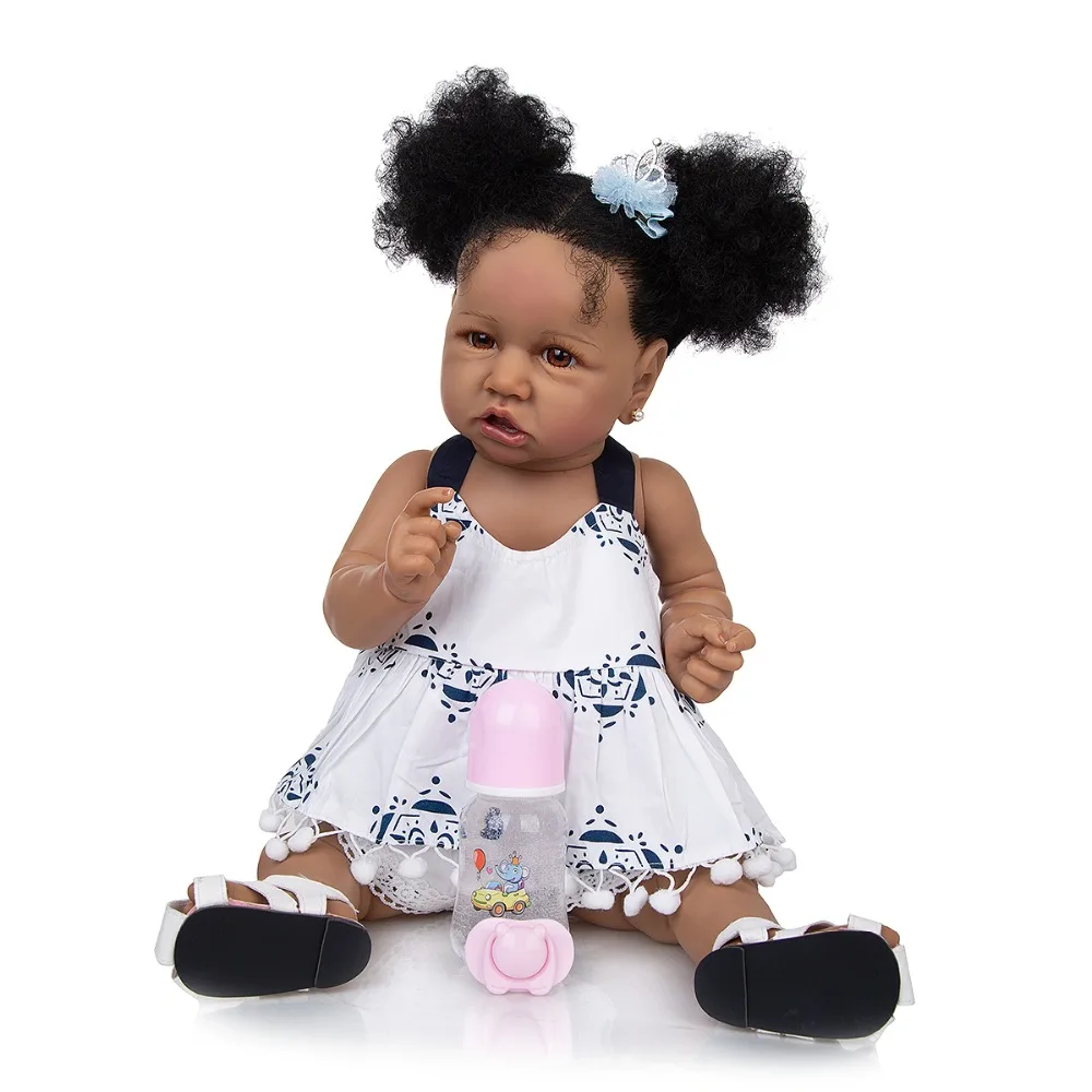 Keiumi Bebê Reborn Menina 57cm Negra Cabelo Crespo Implantado Fio Fio Corpo  Silicone Banho Hiper Realista Molde Saskia Original Chupeta Mamadeira Black  Friday  Mercado Livre Natal São Paulo Paraíba Curitiba Goiás 