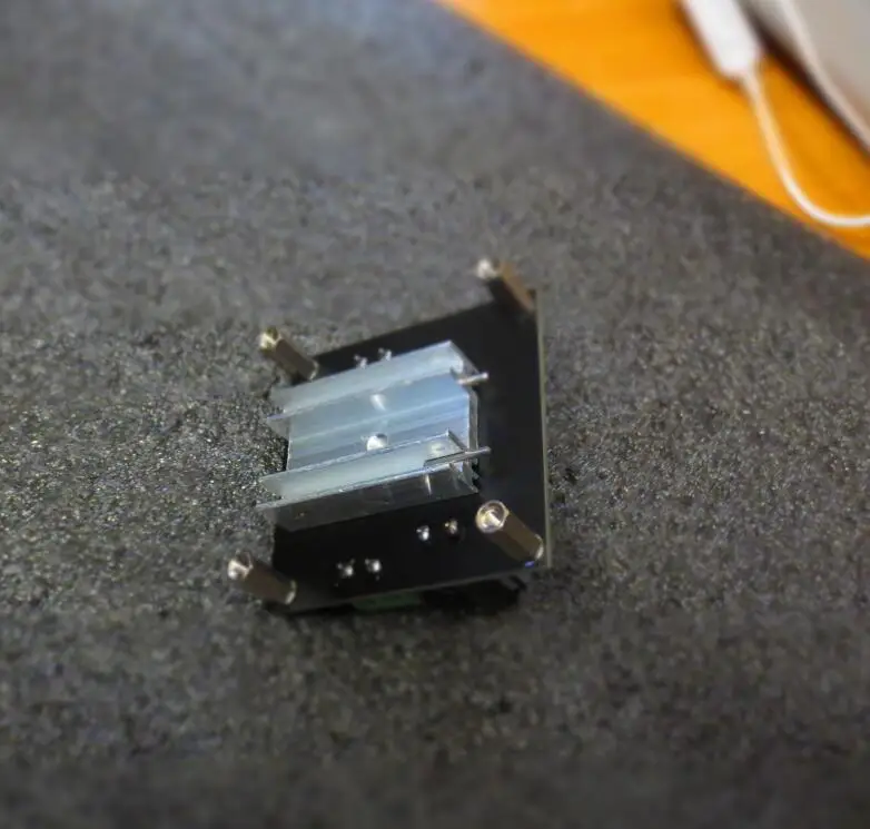 

LT3045 Four Parallel Voltage Regulator Board