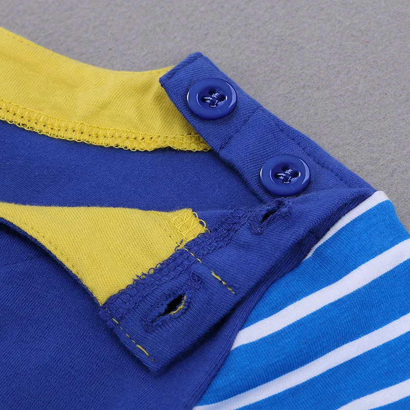 10389452102_1237798930