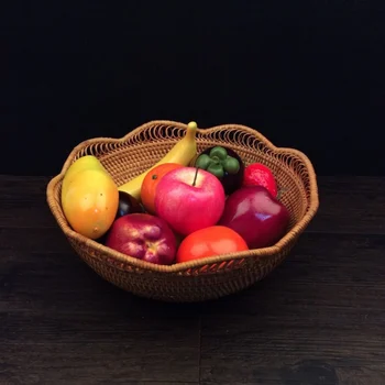 

Fruits Vegetable Snacks Rattan Bread Basket Wavy Hand-Woven Tea Tray With Handles For Serving Dinner Parties Coffee Breakfast