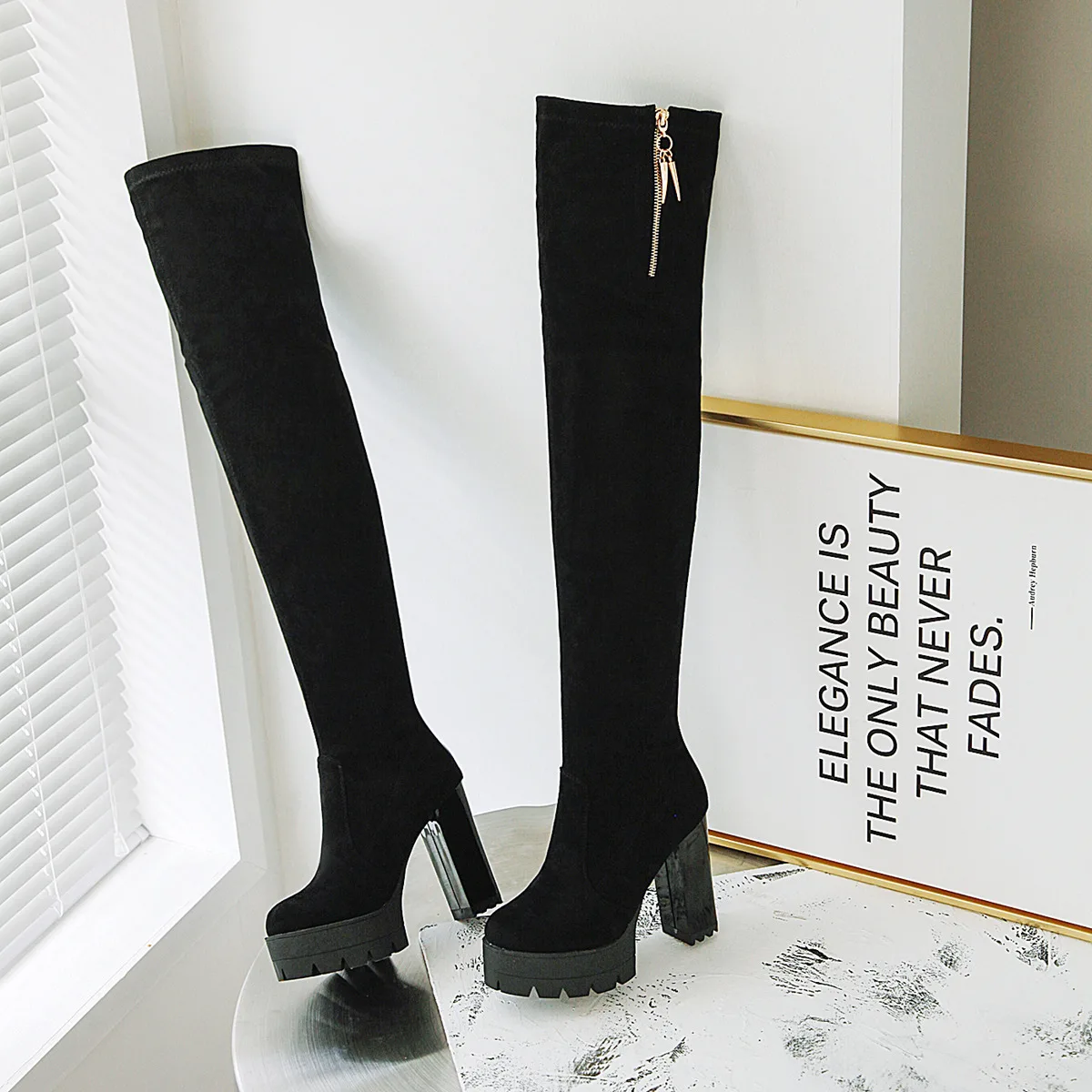 

Women over-the-knee boots plus size 22-28cm platform flock Upper and boot shaft European and American fashion sexy Thigh boots