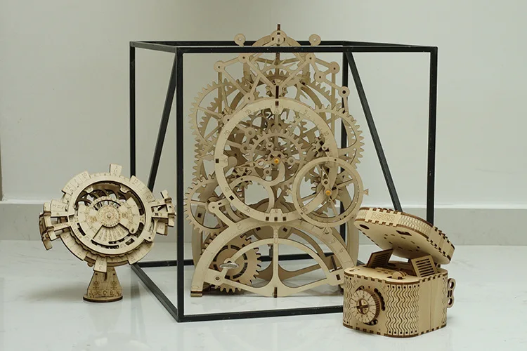 11055157691_1534453301