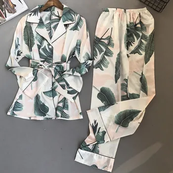 

Fashion Women Pajamas Set 2020 Summer Sexy Wireless Rimless Pajamas Lace Nightdress Silk Underwear Women Sleepwear L42