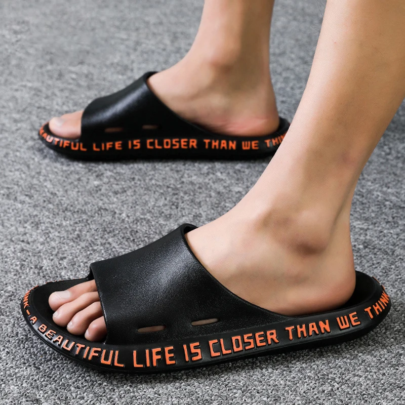 

Fashion Alphabet Bordered Men slippers Summer home Anti-slip EVA bathroom slippers couple shoes plus size outdoor beach slippers