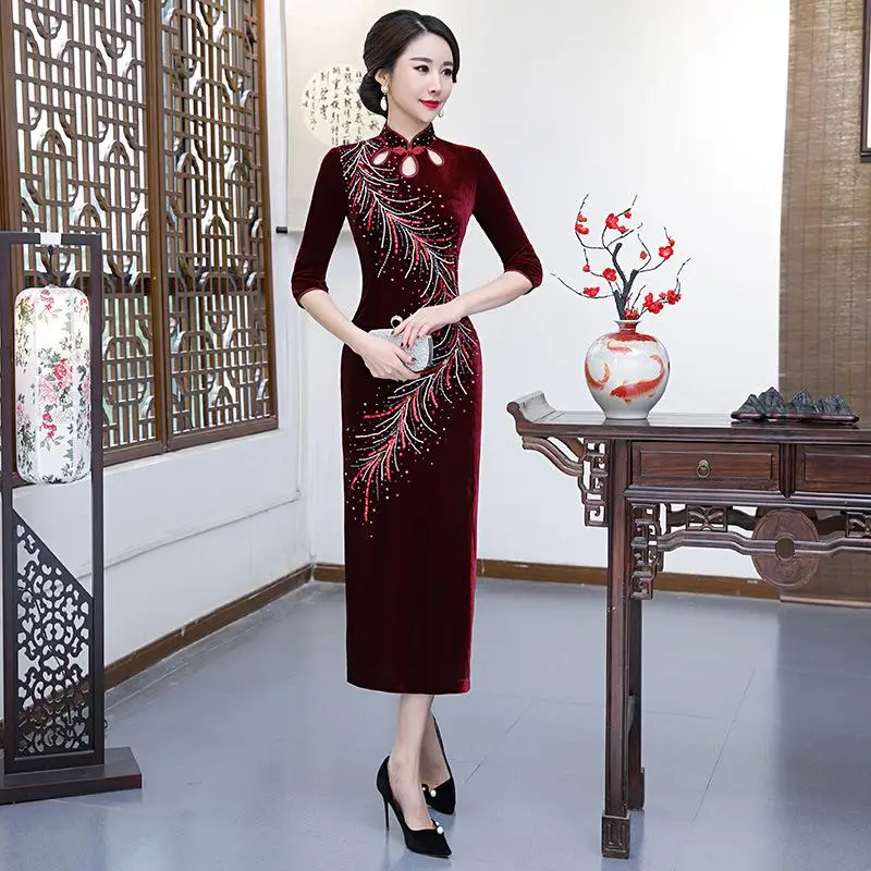 Сексуальная леди вышивка Qipao элегантный бархат китайский стиль Тонкий Формальное вечернее платье Бургундия зима теплый велюр Cheongsam Vestidos - Цвет: Style1 Burgundy