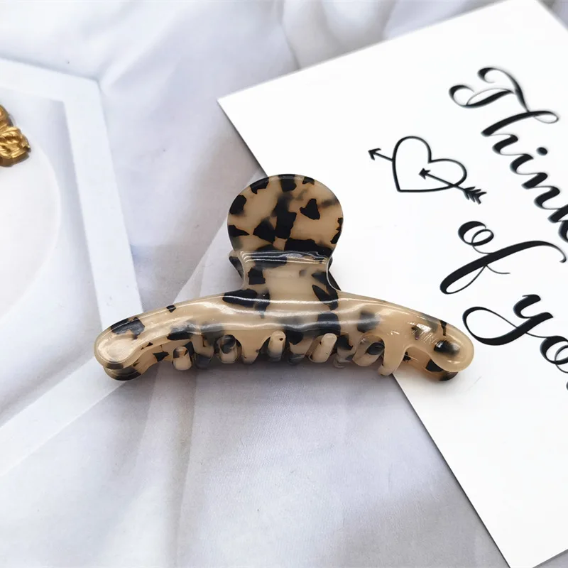 Korean Geometric Acetate Hair Claws Big Size Hair Crabs Clip 2021 Leopard Print Hair Clamps for Women Fashion Hair Accessories