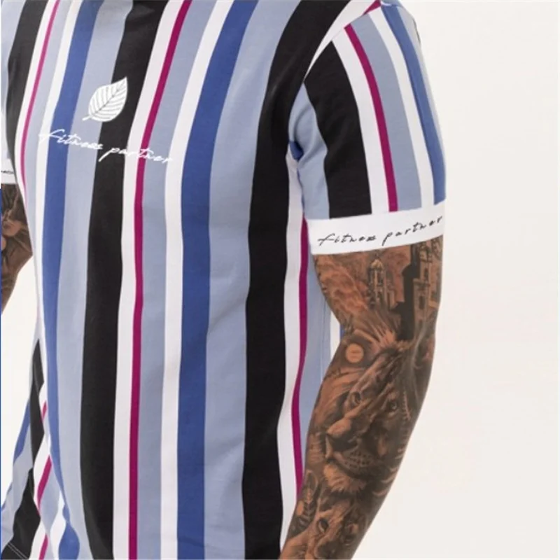 2019 New Mens Summer Striped t shirt Gyms Short sleeve T-shirt Casual Fashion Hip hop Tees Bodybuilding Slim Jogger tops Shirts