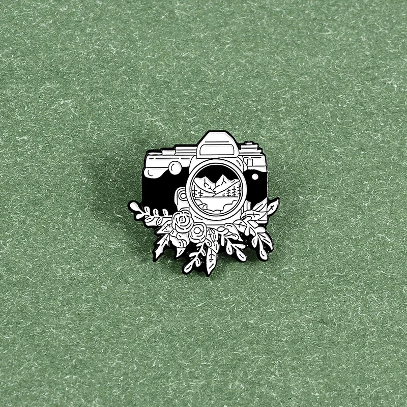 15680027813_1864992980