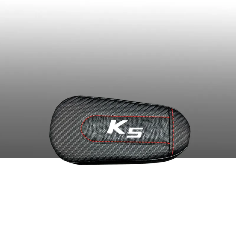style 1 Автомобильный Стайлинг для Kia K5, 1 шт., углеродное волокно, кожа, подушка для ног, наколенник, подлокотник, Накладка для интерьера, автомобильные аксессуары - Название цвета: style 1