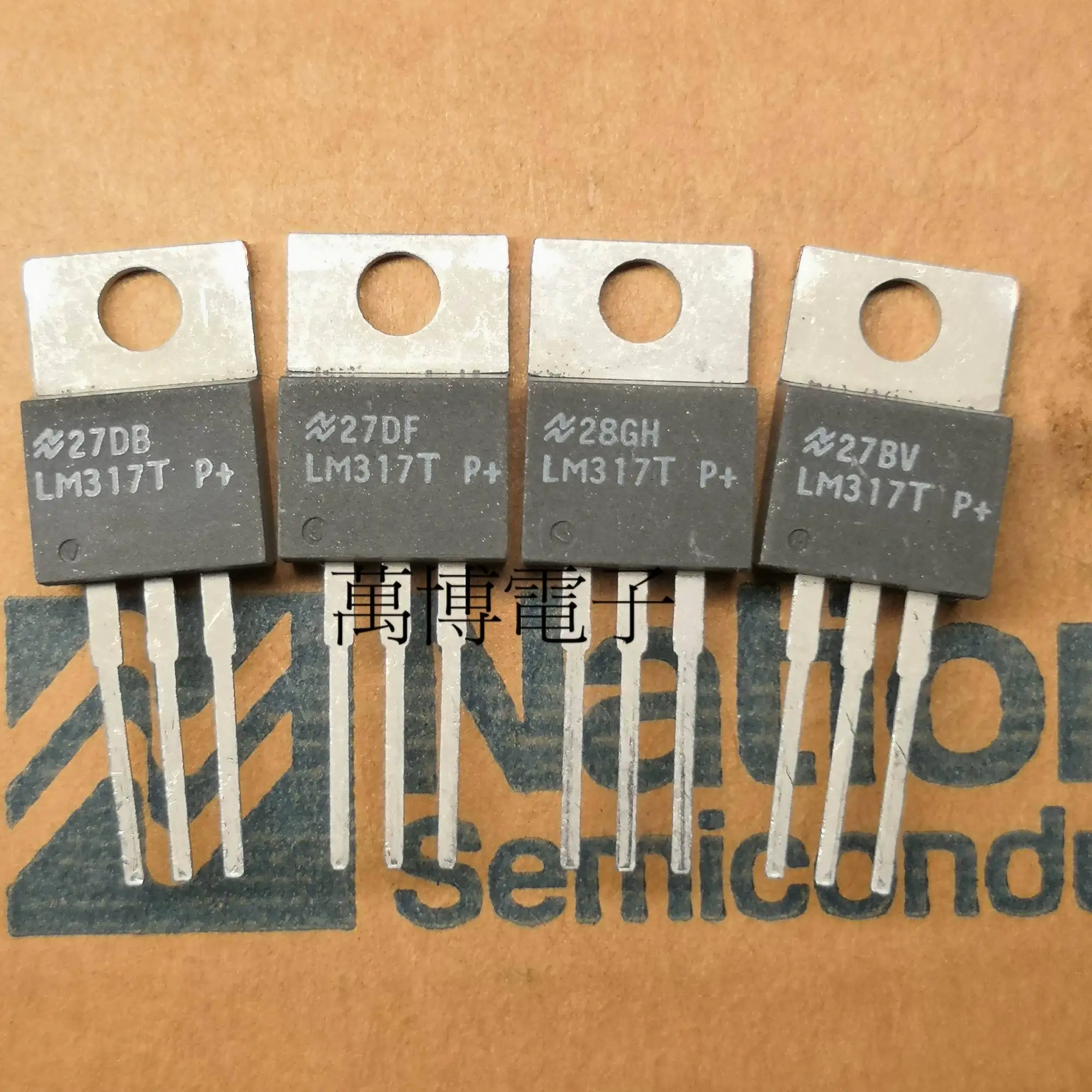 2 шт. 27DB NS LM317T 317T 317 национальных