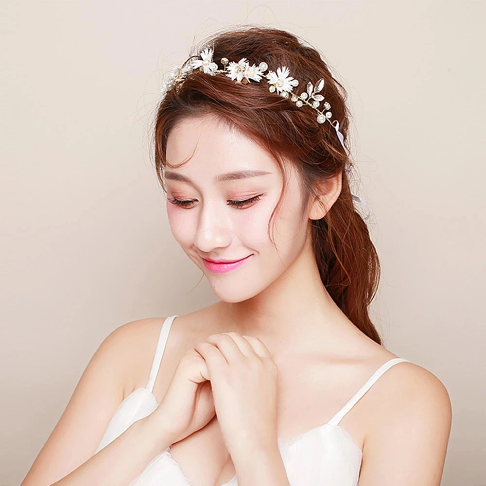 Hair Accessory Hair Headdress Bridal Headwear Hair Band Crown Sweet Flower Headband With Ribbon Wreath Wedding Party Ladies Girls Garlands Floral Crown Hairband Hair Accessories for Women ML