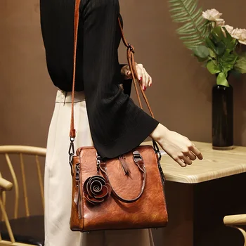 

Bag Female imported soft leather 2019 New wave Korean version Wild Handbag Women's Shoulder Messenger Bag Floral Decoration Bag