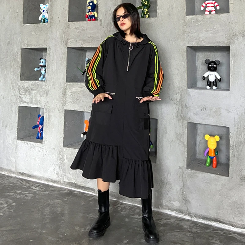 [EAM] Women Black Striped Ruffles Long Big Size Long Dress New Hooded Long Sleeve Loose Fit Fashion Spring Autumn 2020 1DA229
