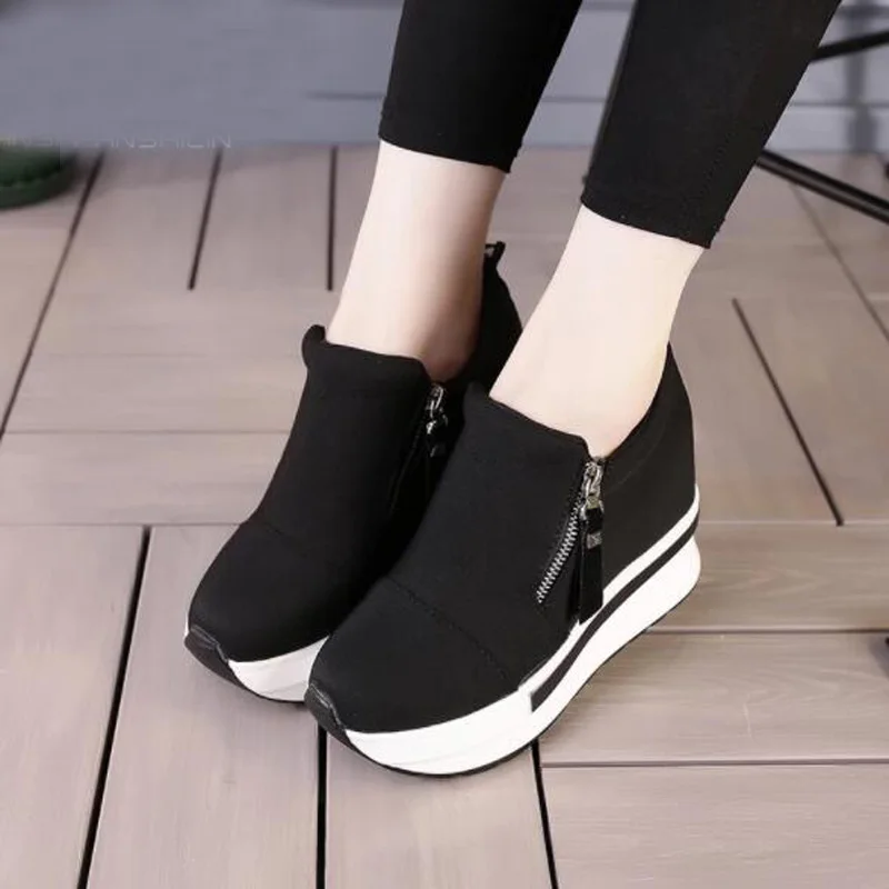 WHOSONG/женские кроссовки; Модные женские дышащие кроссовки на танкетке, визуально увеличивающие рост; обувь на платформе; Женская Повседневная парусиновая обувь; M40 - Цвет: BLACK 1