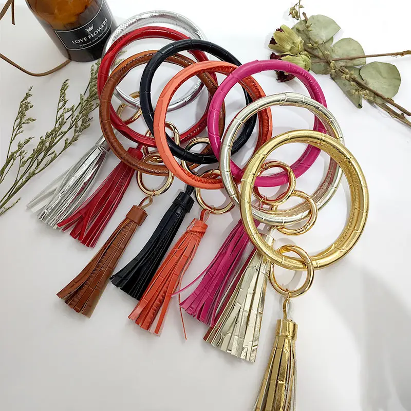 

JUST FEEL New PU Leather Tassel O Key Chain Circle Fashion For Women Girls Key Ring Wristlet Keychain Accessories Wholesale Gift
