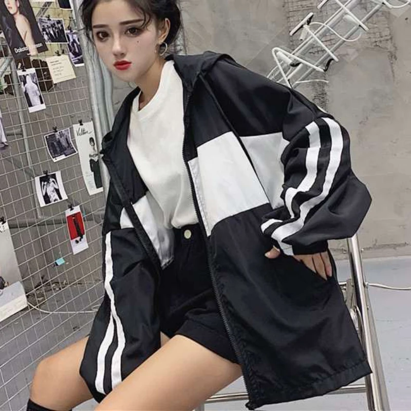 

5 Colors Women Oversize Sexy Loose Printed Breathable Sunscreen Long-Sleeved Zipper Loose Plus Size Windbreaker Female Jacket