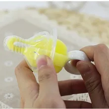 1pcs New 360 Degree Rotating Sponge Yellow Baby Nipple Brush Babies Teat Cleaning Feeding Bottle Brushes Infant Pacifier Cleaner