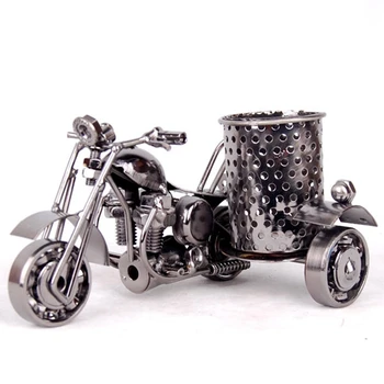 

Fashion-Metal Crafts Office Ornaments Fashion Motorcycle Model Pen Holder Office Storage Tool Furnishing Decorations