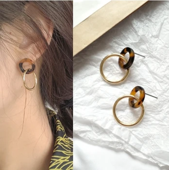 

Korean Version Of The Retro Twilight Earrings Women's Fashion Simple Acrylic Metal Ring Stitching Long Pendant Accessories