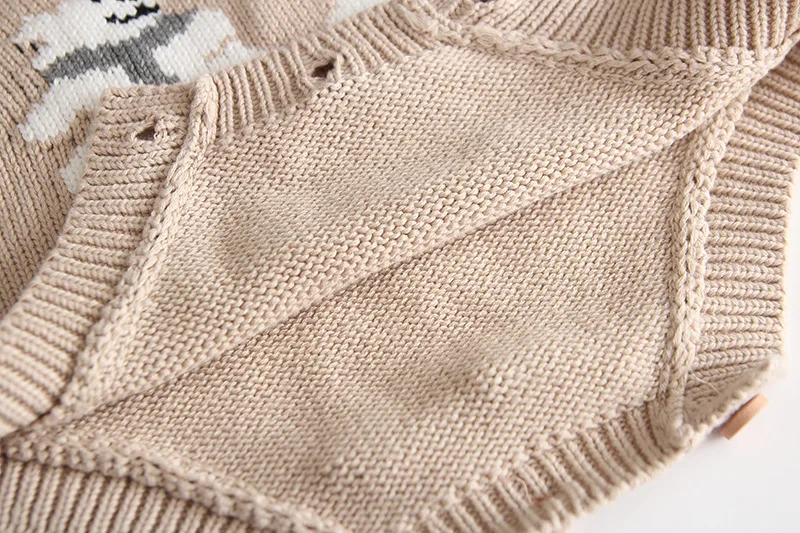 11585136011_783592059