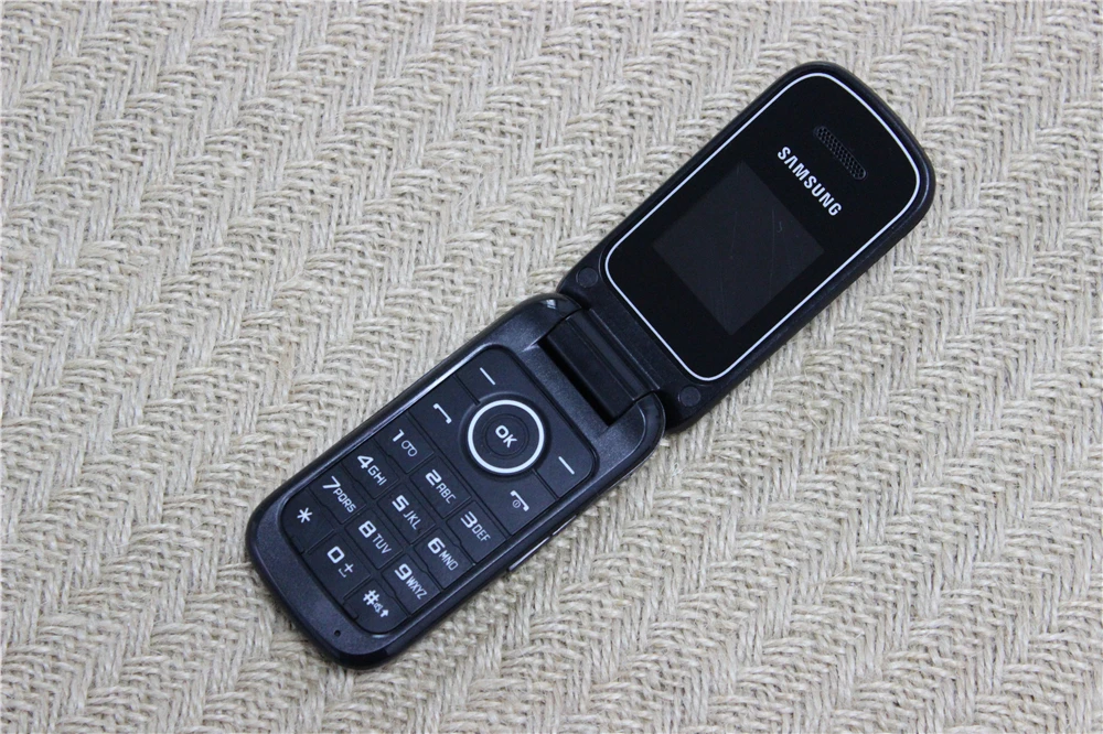 Оригинальный Samsung E1190 GSM 1 43 дюйма 800 мАч мини SIM черный Восстановленный сотовый