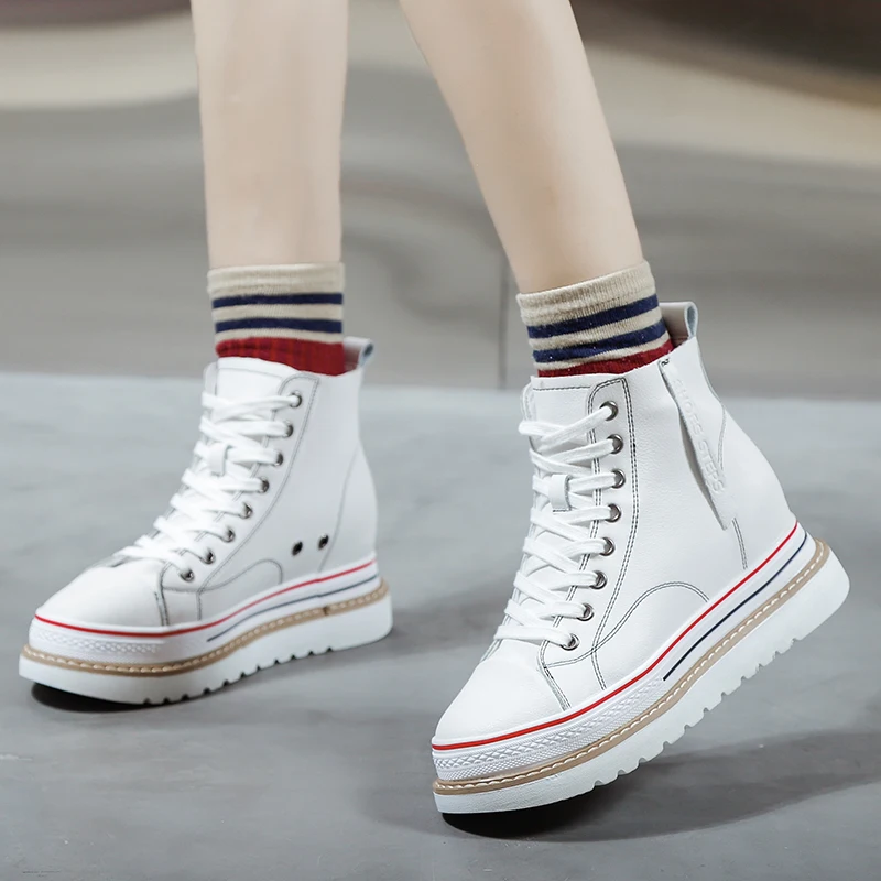

2019 Spring New Round Toe Shoes Women Thick-soled Student Casual Female Women's Med Heels Sneakers Shoes For Women Sneakers