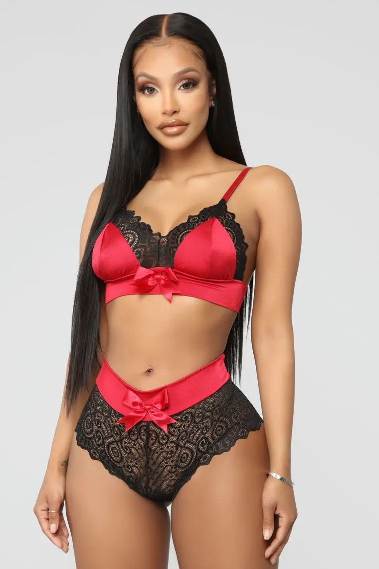 

Women Ladies Lace Nightwear Sleeping Lingerie See-Through Floral Fall New Fashion Bowknot Sling Bra Sexy Briefs Sets