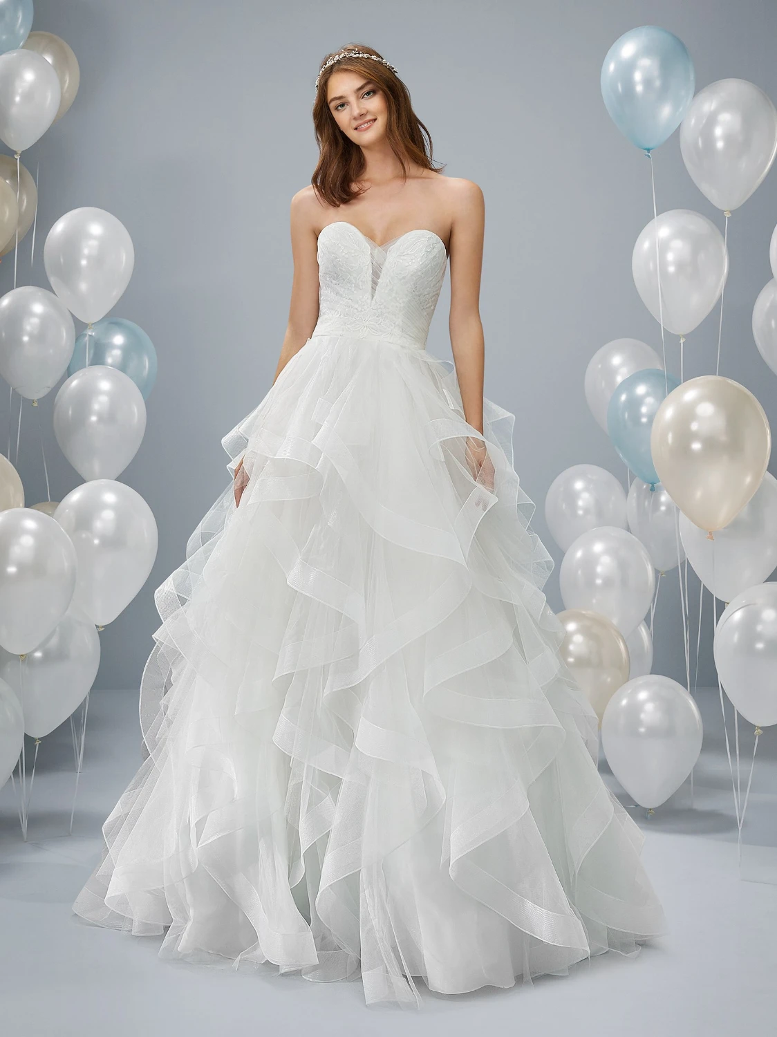 Vivian's Bridal сексуальное с лифом сердечком открытой спиной ТРАПЕЦИЕВИДНОЕ