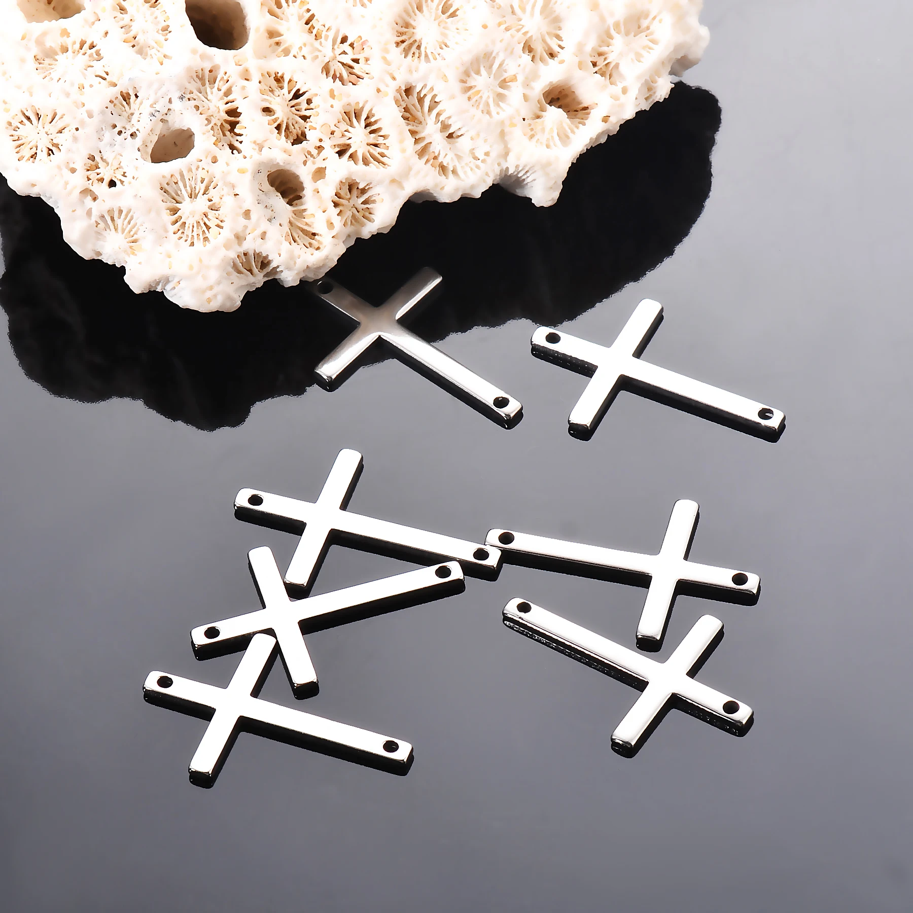 25Pcs/Lot Stainless Steel Cross Pendant Charms Bracelet Necklace DIY Jewelry Making Handmade Accessories Findings 4